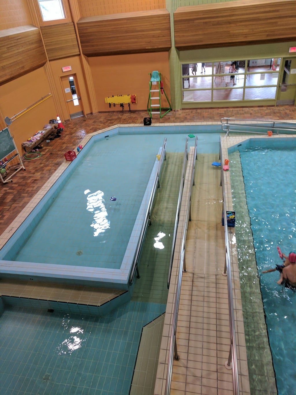 Complexe aquatique de Saint-Léonard | 5115 Rue des Galets, Saint-Léonard, QC H1R 3W6, Canada | Phone: (514) 328-8595