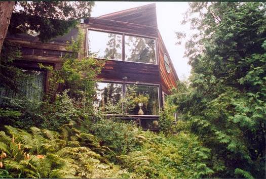 The Stream Bed & Breakfast | 307162 Hockley Rd, Mono, ON L9W 6N6, Canada | Phone: (519) 941-3392