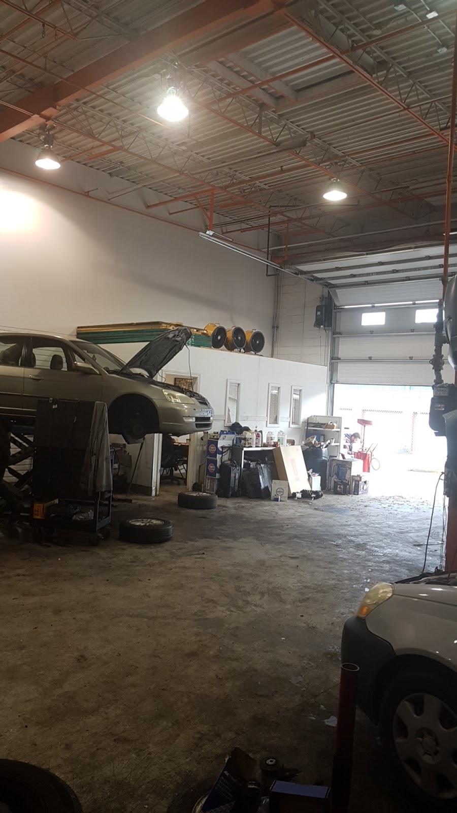Auto+ St-Léonard | 9339 Rue Pascal-Gagnon, Saint-Léonard, QC H1P 1Z4, Canada | Phone: (514) 324-7474