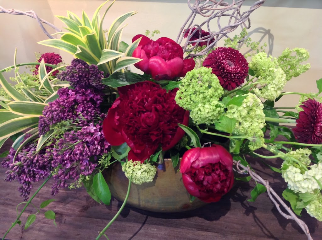 Prestige Floral | 595 Read Dr, Summerside, PE C1N 5C2, Canada | Phone: (902) 436-4006