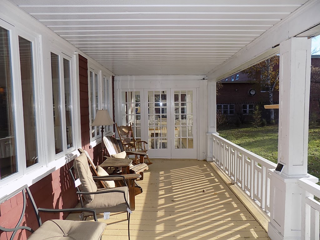 Auberge de la petite chapelle | 511 Rue du St Maurice, La Tuque, QC G9X 3E9, Canada | Phone: (819) 680-2020