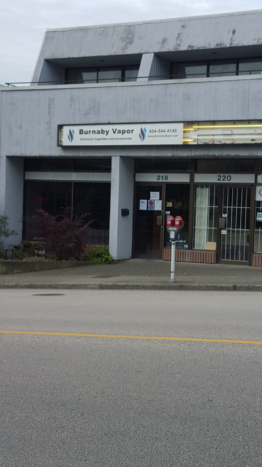 Burnaby Vapor | 218 6th St, New Westminster, BC V3L 3A2, Canada | Phone: (604) 544-4140