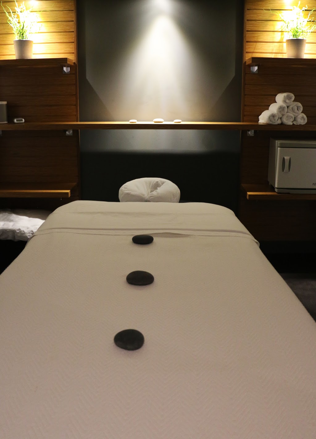 Massage Experts | 3120 Rutherford Rd #17, Concord, ON L4K 0B1, Canada | Phone: (905) 553-8300