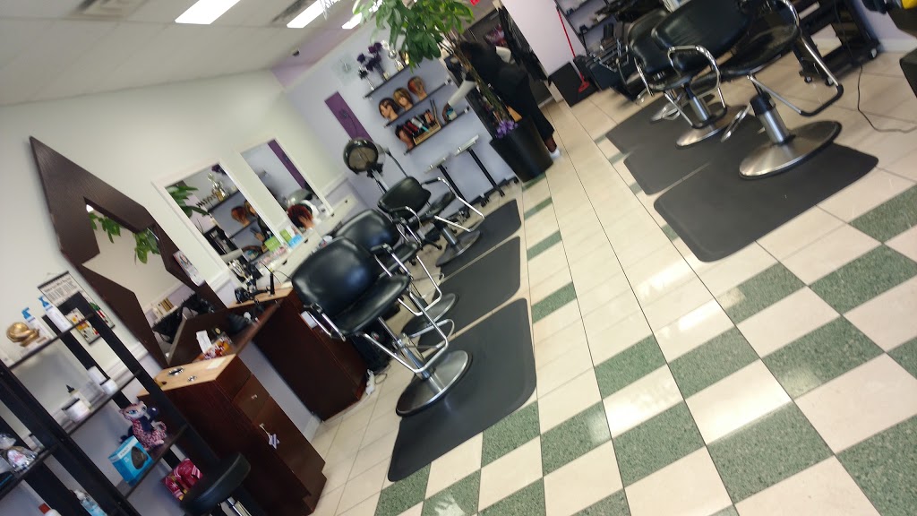 Curly Hair Designs | 275 Britannia Rd, Ottawa, ON K2B 5X3, Canada | Phone: (613) 820-2205