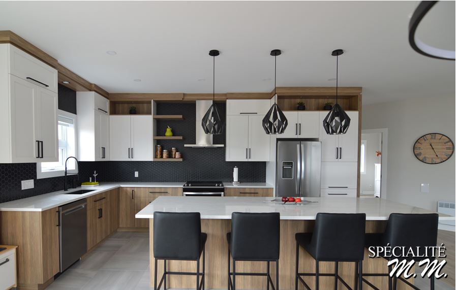 Spécialité M M | 1531 Rte du Président-Kennedy, Saint-Côme-Linière, QC G0M 1J0, Canada | Phone: (418) 685-1313