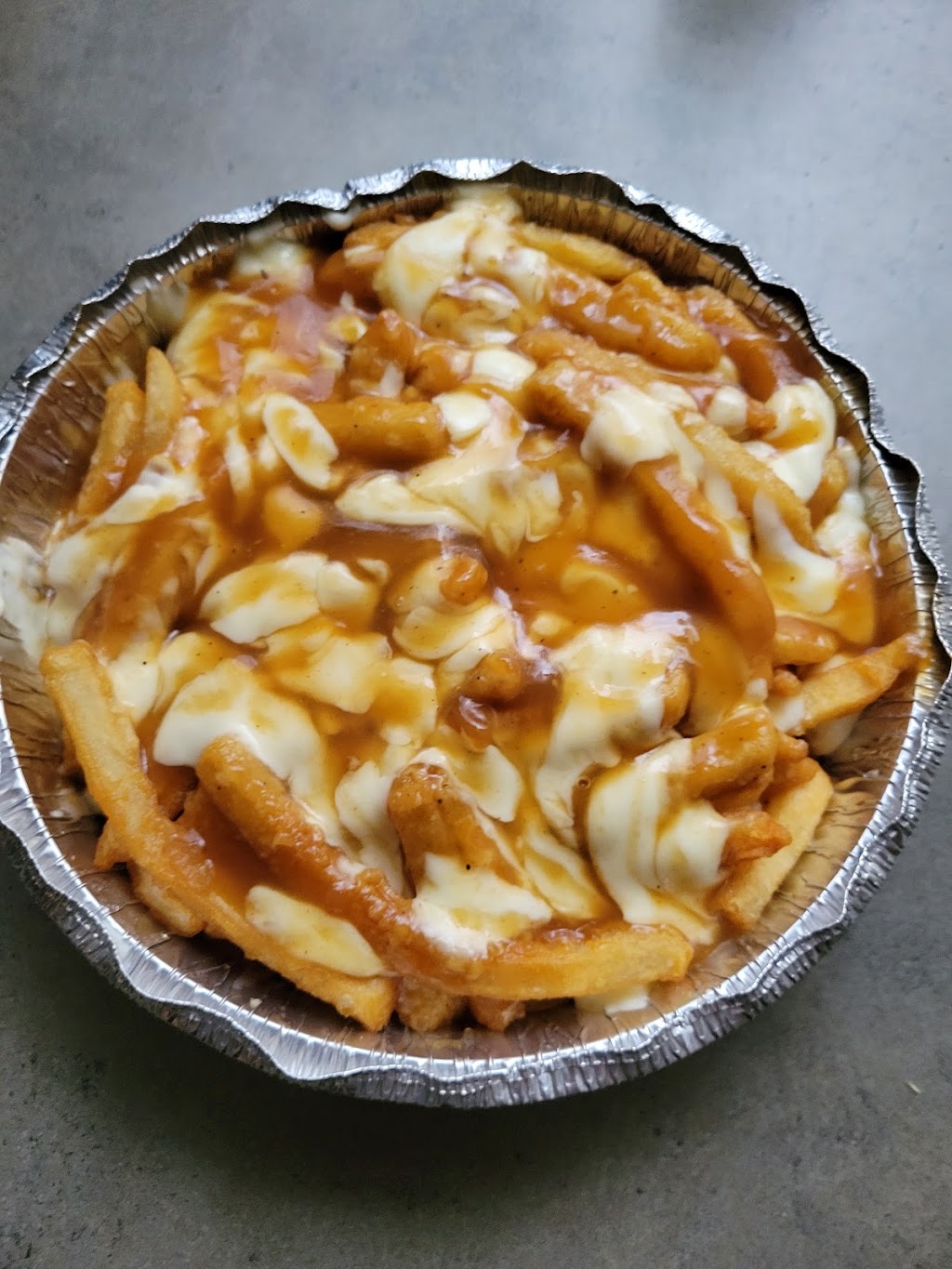 Alex O Pizza 2 pour 1 | 271 Bd Churchill, Greenfield Park, QC J4V 2M1, Canada | Phone: (450) 465-1465