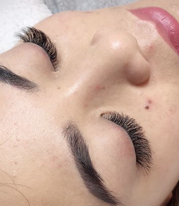 Lala lashes | 2 Orchard Heights Blvd #25, Aurora, ON L4G 6T5, Canada | Phone: (647) 982-0568