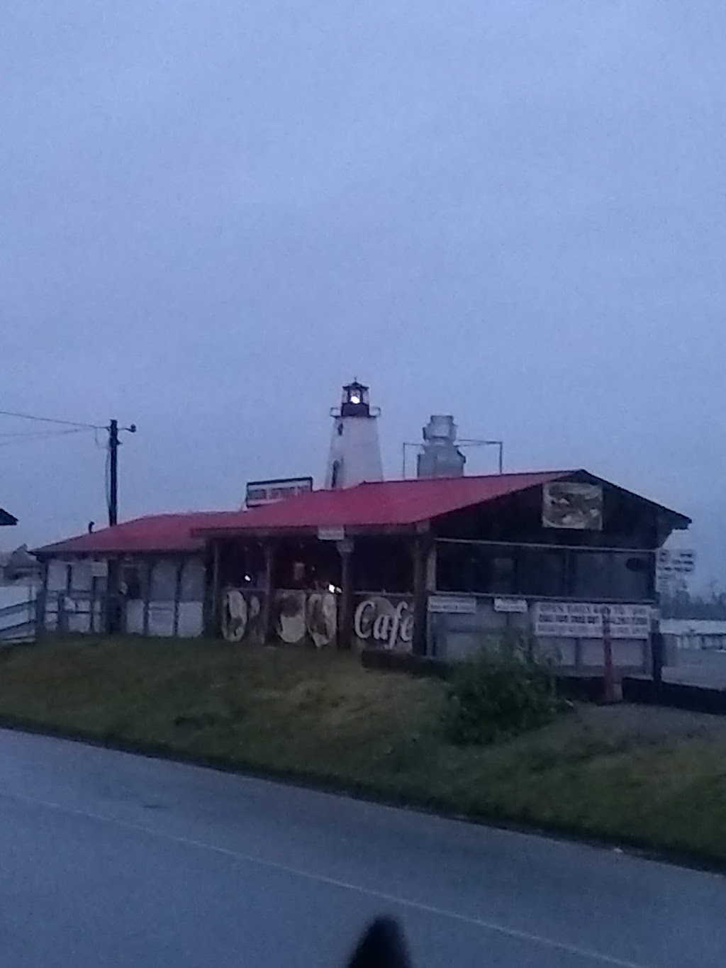 Captains Cabin Neighbourhood Pub | 33331 Harbour Ave, Mission, BC V2V 6B1, Canada | Phone: (604) 826-4767
