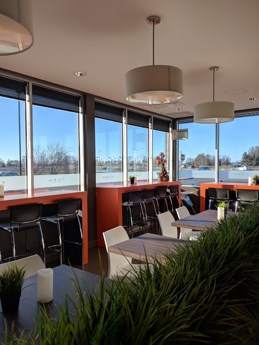 Yuzu sushi | 5890 Av. Desjardins, Saint-Hyacinthe, QC J2S 1A5, Canada | Phone: (450) 252-9898