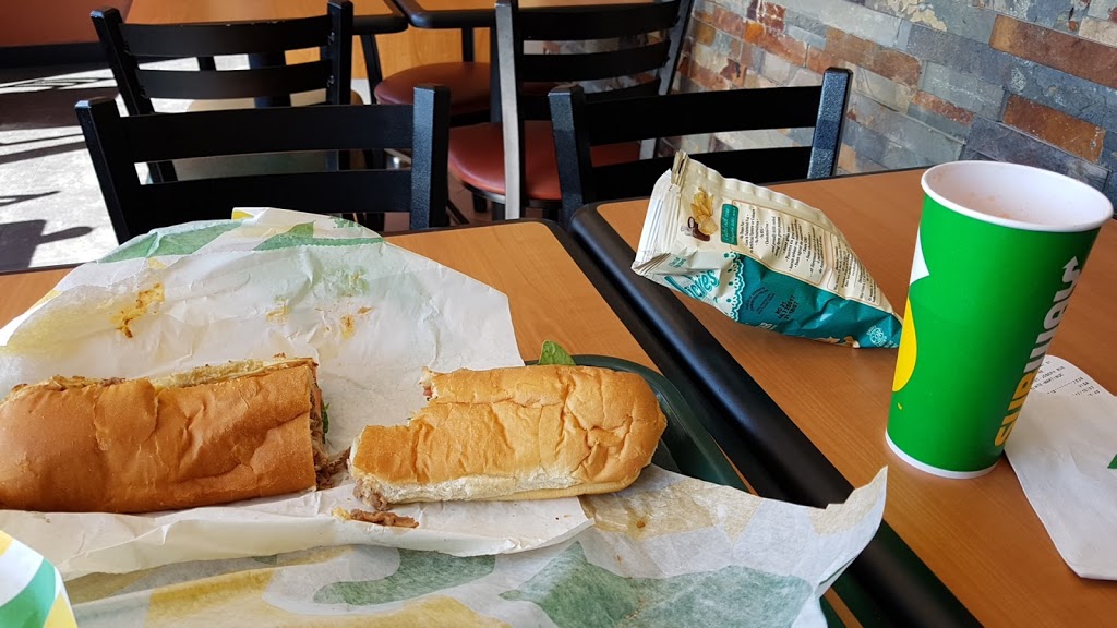 Restaurant SUBWAY | 258A Rue Saint-Joseph, Sainte-Martine, QC J0S 1V8, Canada | Phone: (450) 498-0564