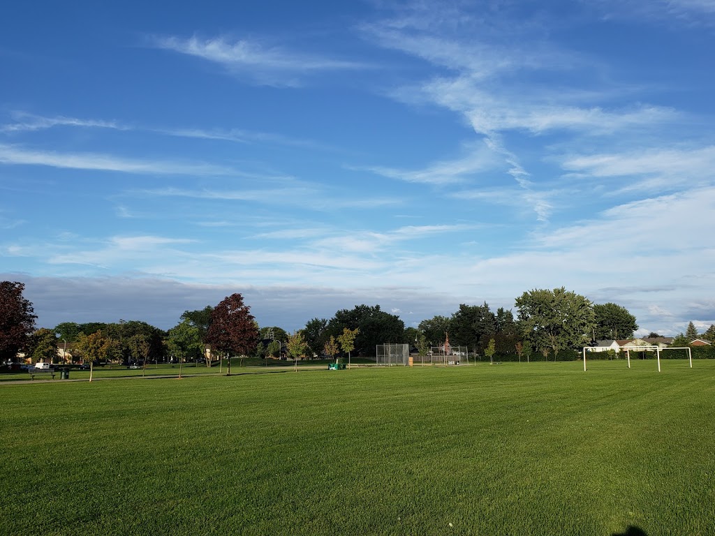 Cherry Heights Park | 90 Stoney Brook Dr, Stoney Creek, ON L8G 3V7, Canada