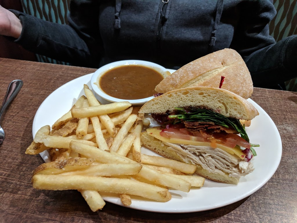 Rickys All Day Grill - Vernon | 4795 34th St, Vernon, BC V1T 5Y9, Canada | Phone: (250) 558-4525