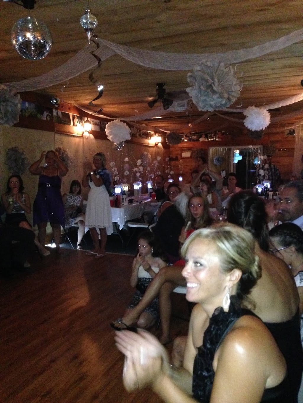 Salle champetre Sergio et Clo | 450 Rue Saint-Jean-Baptiste, Henryville, QC J0J 1E0, Canada | Phone: (450) 357-2932