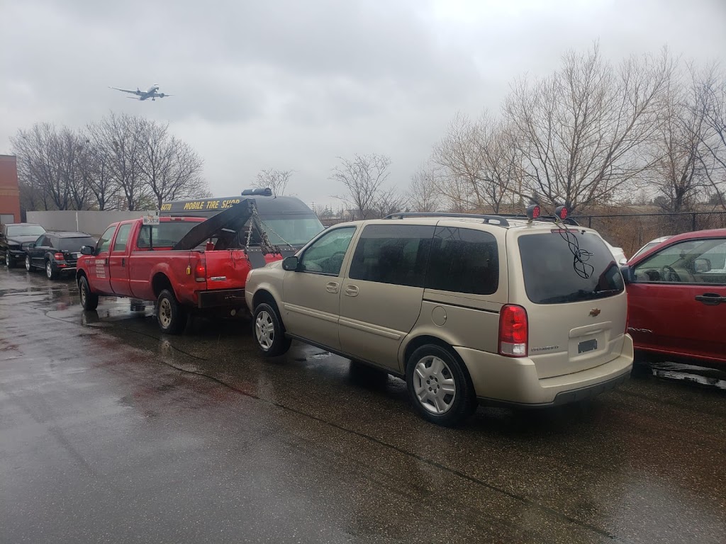 Scrap Car Removal Toronto | 321 Hansen Rd N, Brampton, ON L6V 2Y2, Canada | Phone: (647) 707-0252