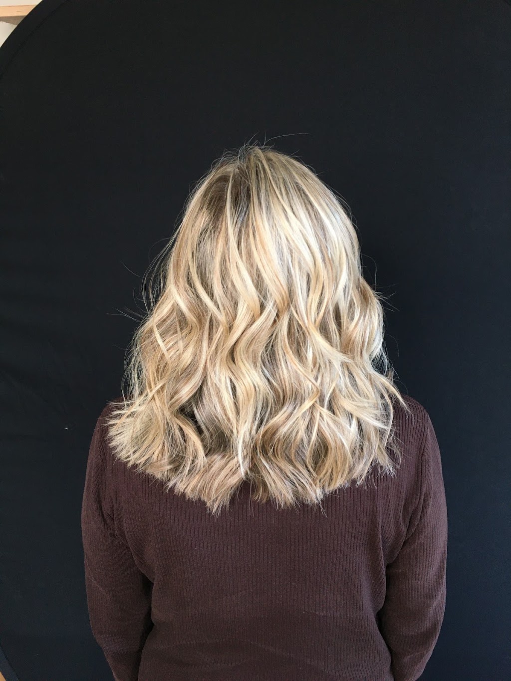 Rustic Roots Hair Studio | 6631 Sooke Rd, Sooke, BC V9Z 0A3, Canada | Phone: (250) 732-3831