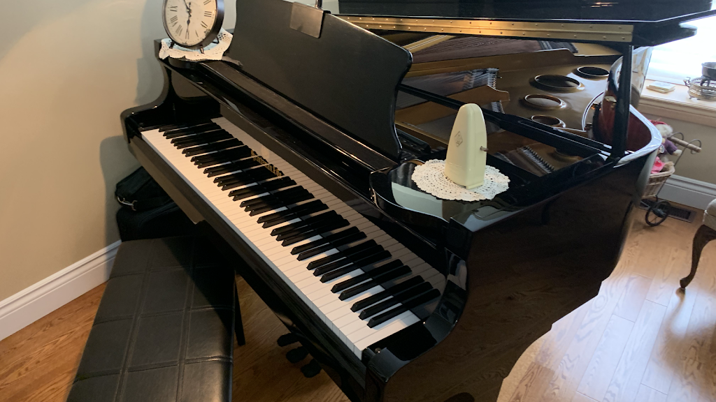 Neighbourhood Music Studio | 102 Roser Crescent, Bowmanville, ON L1C 3N9, Canada | Phone: (905) 697-2951