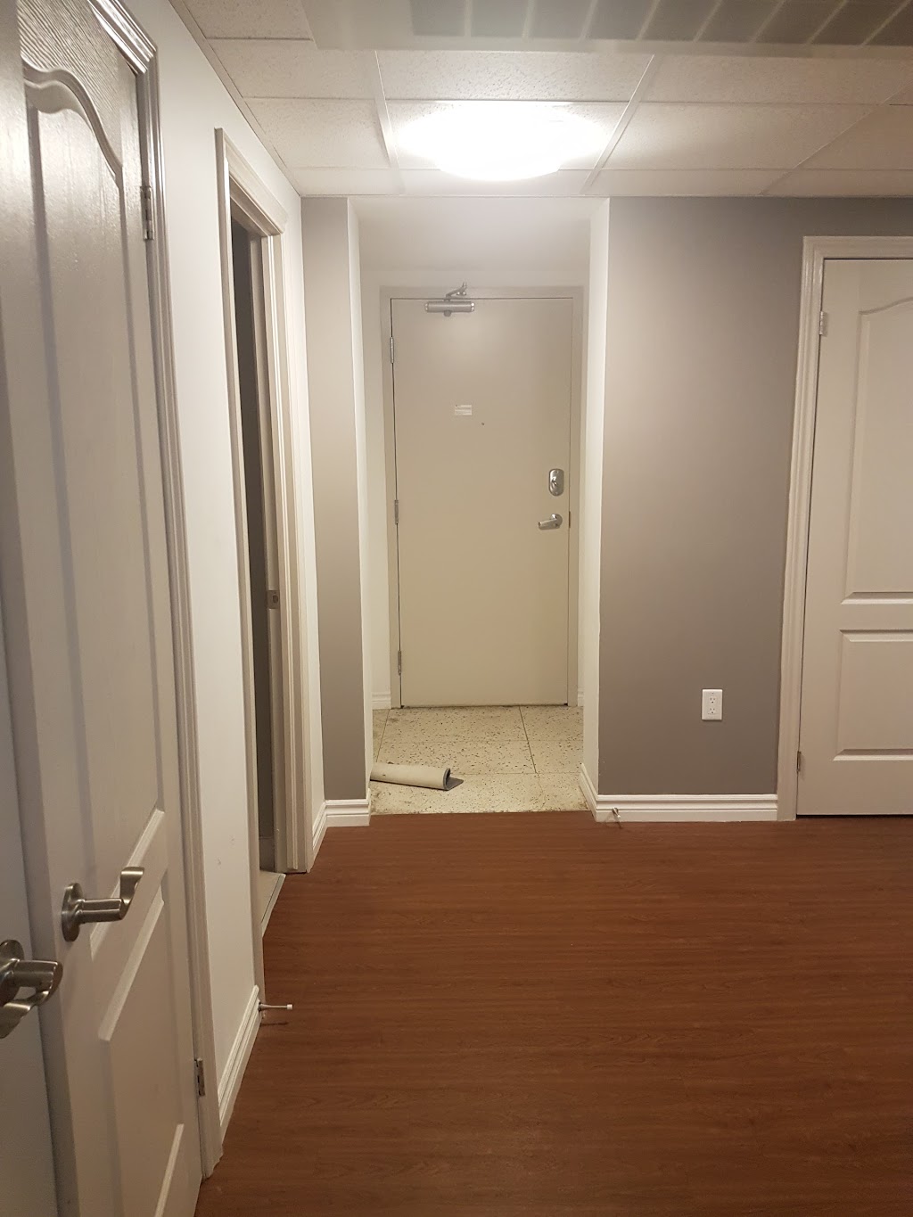 MainCline Residences 1100 | 1100 Main St W, Hamilton, ON L8S 1X1, Canada | Phone: (289) 201-1066