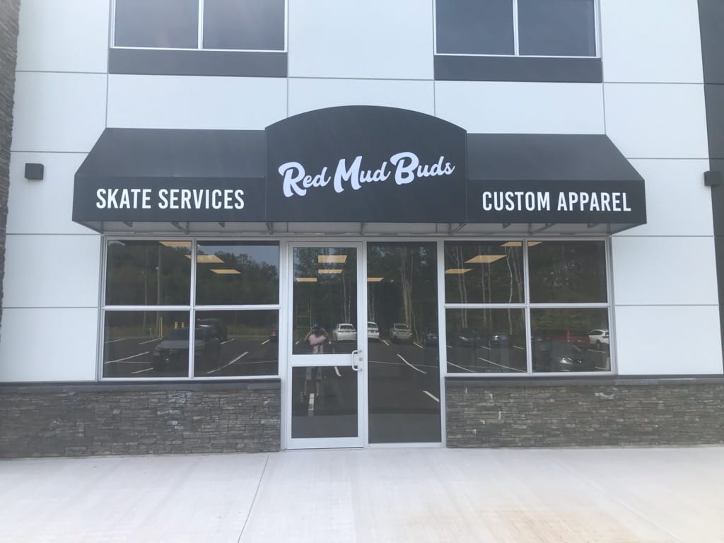 Red Mud Buds | 175 Shakespeare Dr, Stratford, PE C1B 4B7, Canada | Phone: (902) 628-2837