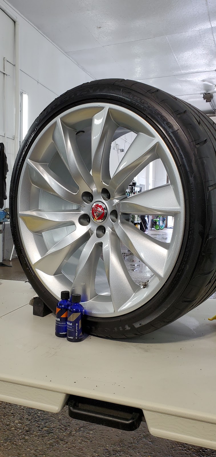 Showroom Fresh Autospa | 8127 Wellington County Rd 18, Fergus, ON N1M 2W5, Canada | Phone: (519) 400-4236