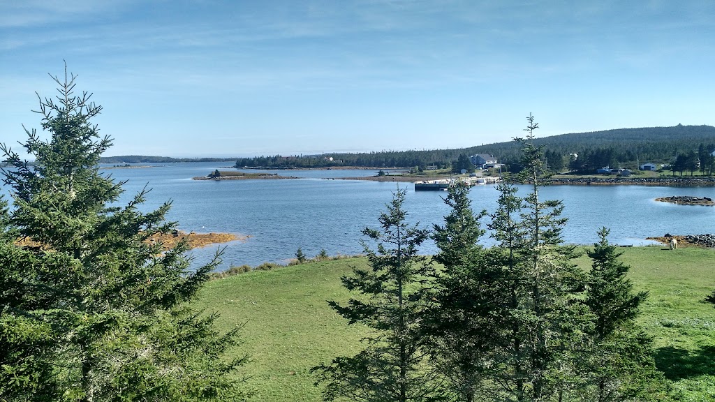 Brigitte´s Holiday Apartments | 159 Gammon Rd, Port Dufferin, NS B0J 2R0, Canada | Phone: (902) 654-2849