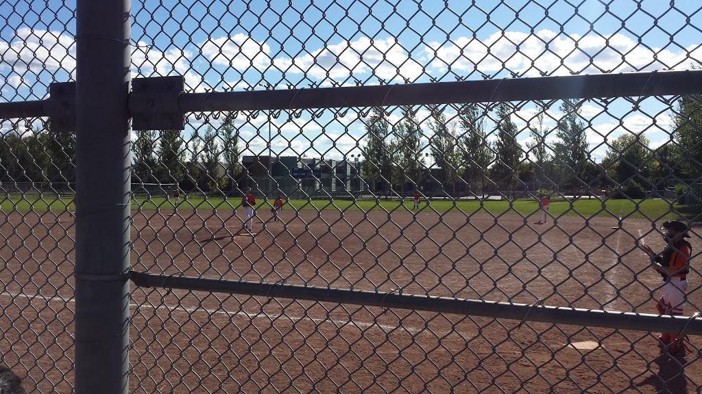 Terrain Baseball Rabastalière 1 | 1343 Rue Goyer, Saint-Bruno-de-Montarville, QC J3V 3Z4, Canada