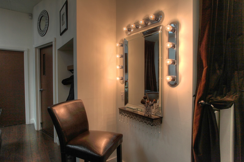 La Mousse Coiffure | 3062 Boulevard Saint-Charles, Kirkland, QC H9H 3B7, Canada | Phone: (514) 695-2123