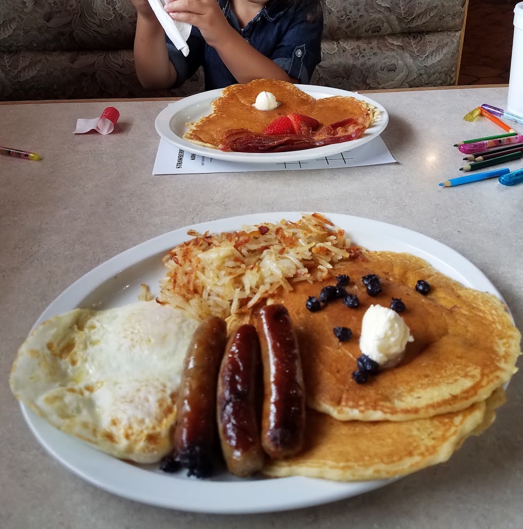 Strawberry Fields Restaurant | 51070 S Foster Rd, New Baltimore, MI 48047, USA | Phone: (586) 949-7740