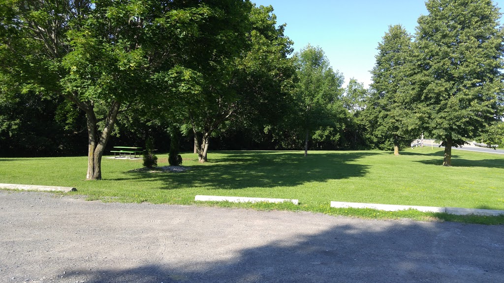 Park & Ride Main St, ON K0B 1L0, Canada