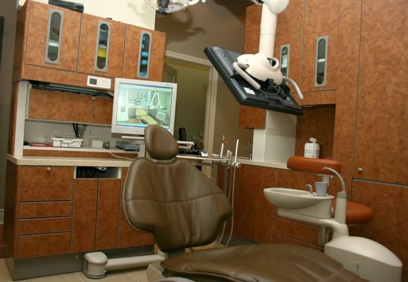 Markland Dental Centre | Markland St, Markham, ON L6C 0G6, Canada | Phone: (905) 887-8500
