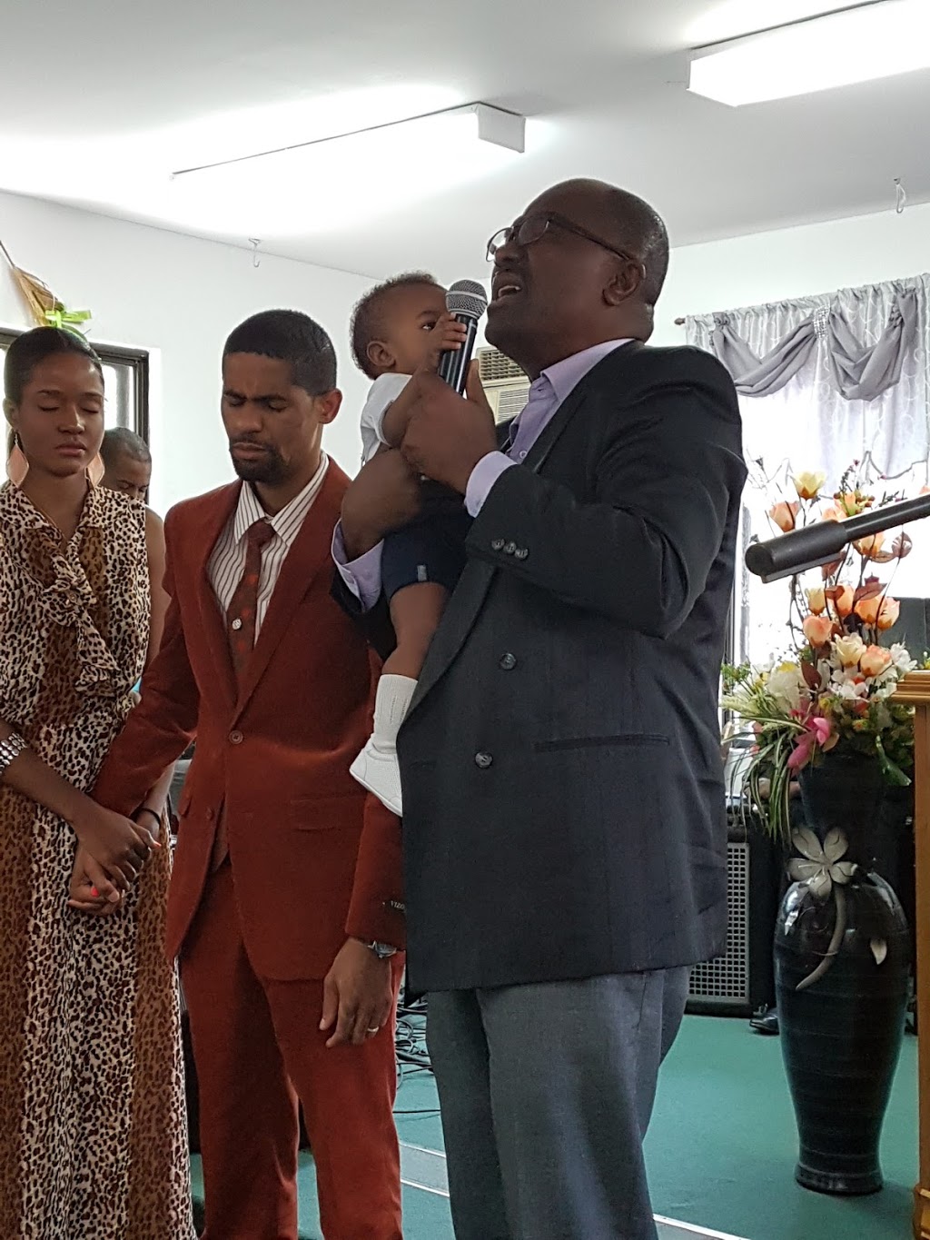 Église Chrétienne de La Grâce | 8770 Boulevard Saint-Michel, Montréal, QC H1Z 3G2, Canada | Phone: (514) 729-9643