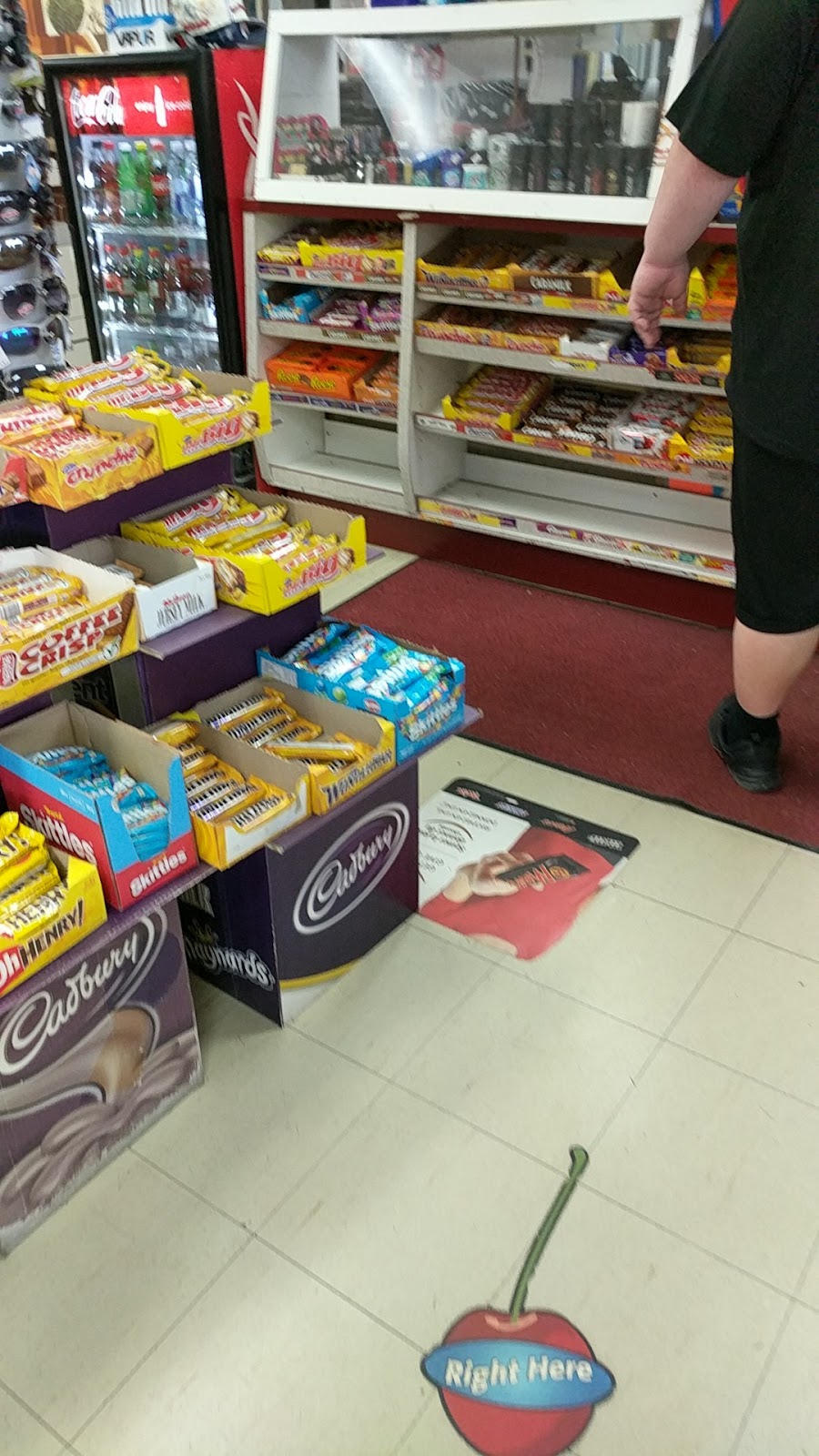 Big Bee Convenience & Foodmart | 910 Queenston Rd, Stoney Creek, ON L8G 1B5, Canada | Phone: (905) 664-8899
