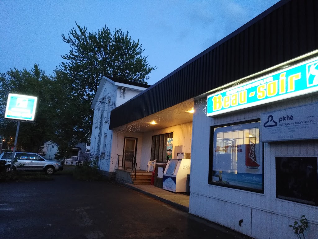 Tan & Chang (2003) | 50 Rue Bouchette, Huntingdon, QC J0S 1H0, Canada | Phone: (450) 264-6243
