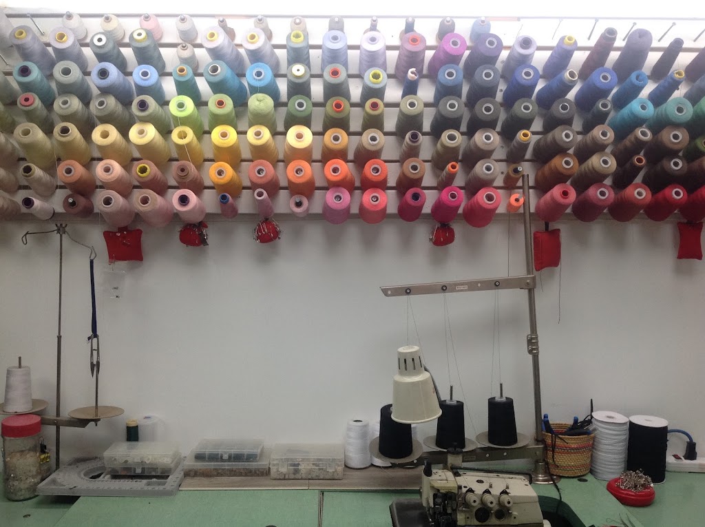 Paragon Dry Cleaners | 7079 Chem. de la Côte-Saint-Luc, Côte Saint-Luc, QC H4V 1J2, Canada | Phone: (514) 489-3552