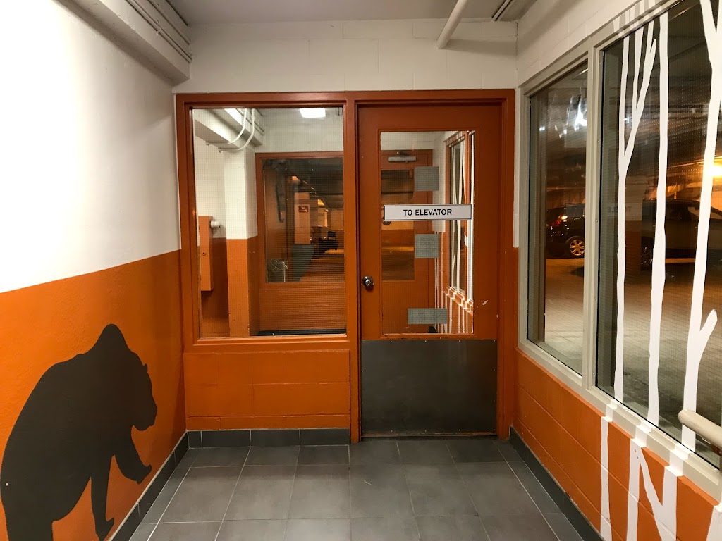 Cascade Parkade (Public Parking) | 316 Marten St, Banff, AB T1L 1C1, Canada | Phone: (403) 762-8484