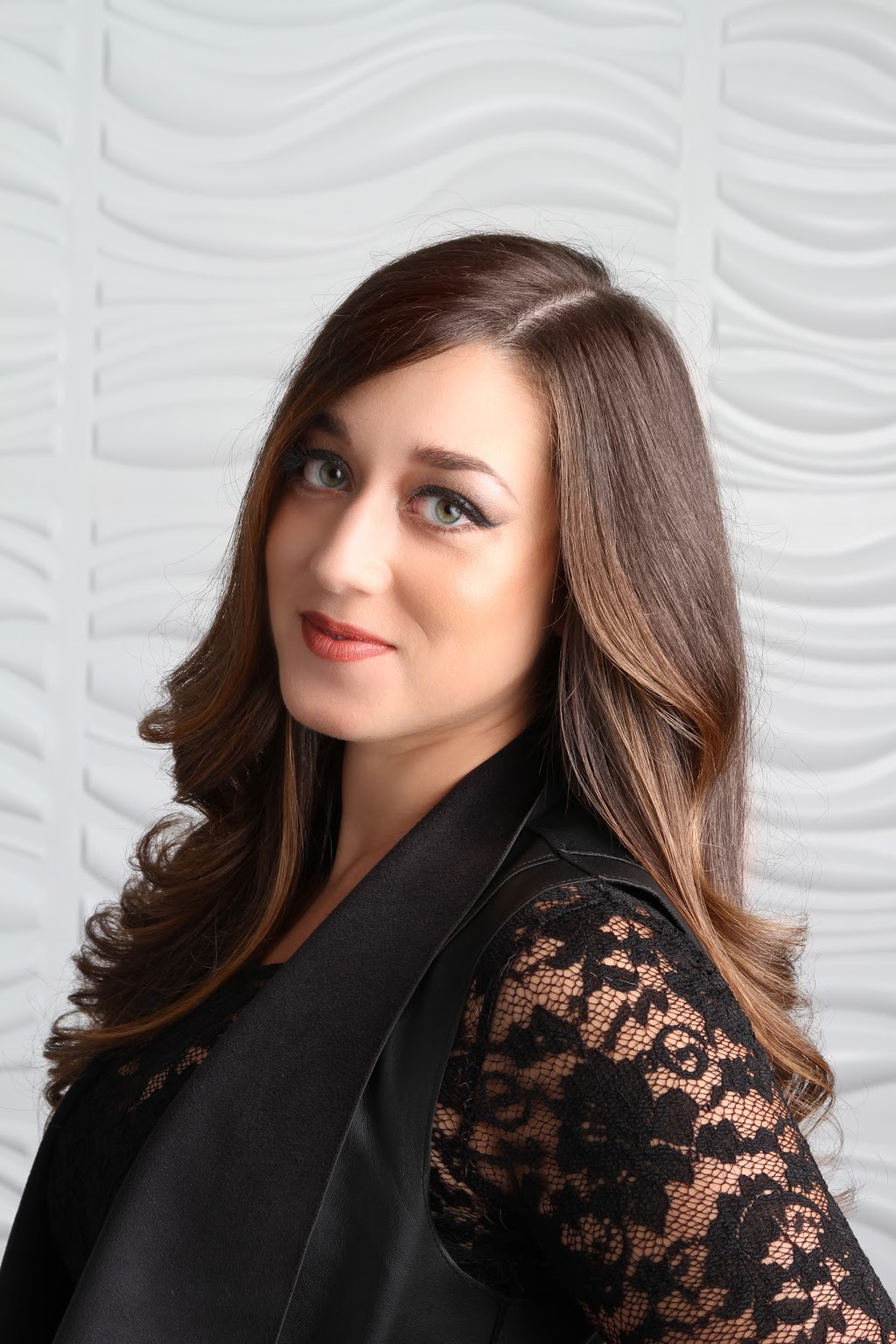 Iconz Hair Studio | 1477 Bayly St, Pickering, ON L1W 3R5, Canada | Phone: (905) 492-7200