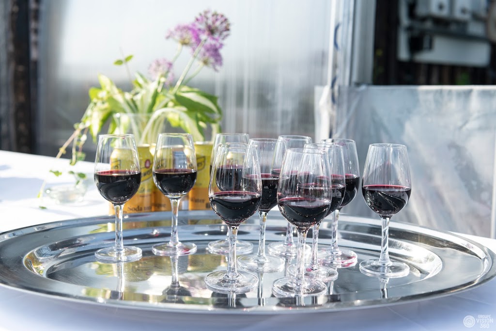 Vignoble & distillerie lincantatrice | 1431 B Rang Centre, Beaulac-Garthby, QC G0Y 1B0, Canada | Phone: (418) 261-8477