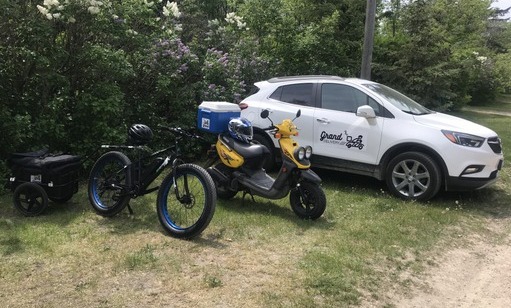 Grand Delivery | 111 Grand Beach Rd, Grand Marais, MB R0E 0T0, Canada | Phone: (204) 754-7522