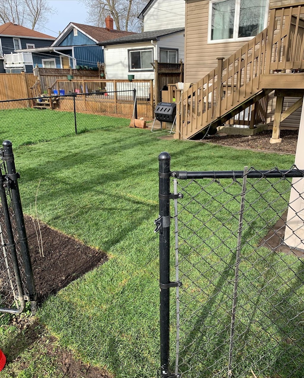 Premier Lawn Service | 5966 Sherkston Rd, Sherkston, ON L0S 1R0, Canada | Phone: (905) 861-1950