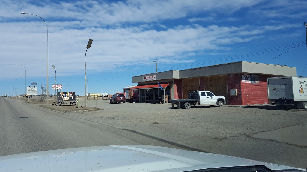 Top Hand Western Shop | 5831 1 St W, Claresholm, AB T0L 0T0, Canada | Phone: (403) 625-4229