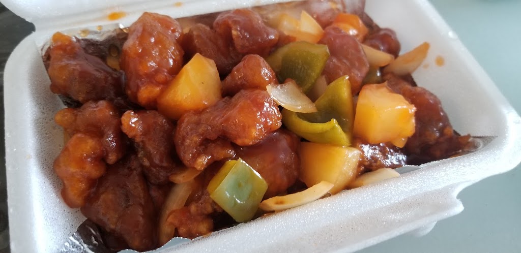 WOK’S UP! 北極熊小炒 | Woodside Square, 1571 Sandhurst Cir Unit 428, Scarborough, ON M1V 1V2, Canada | Phone: (416) 519-8087