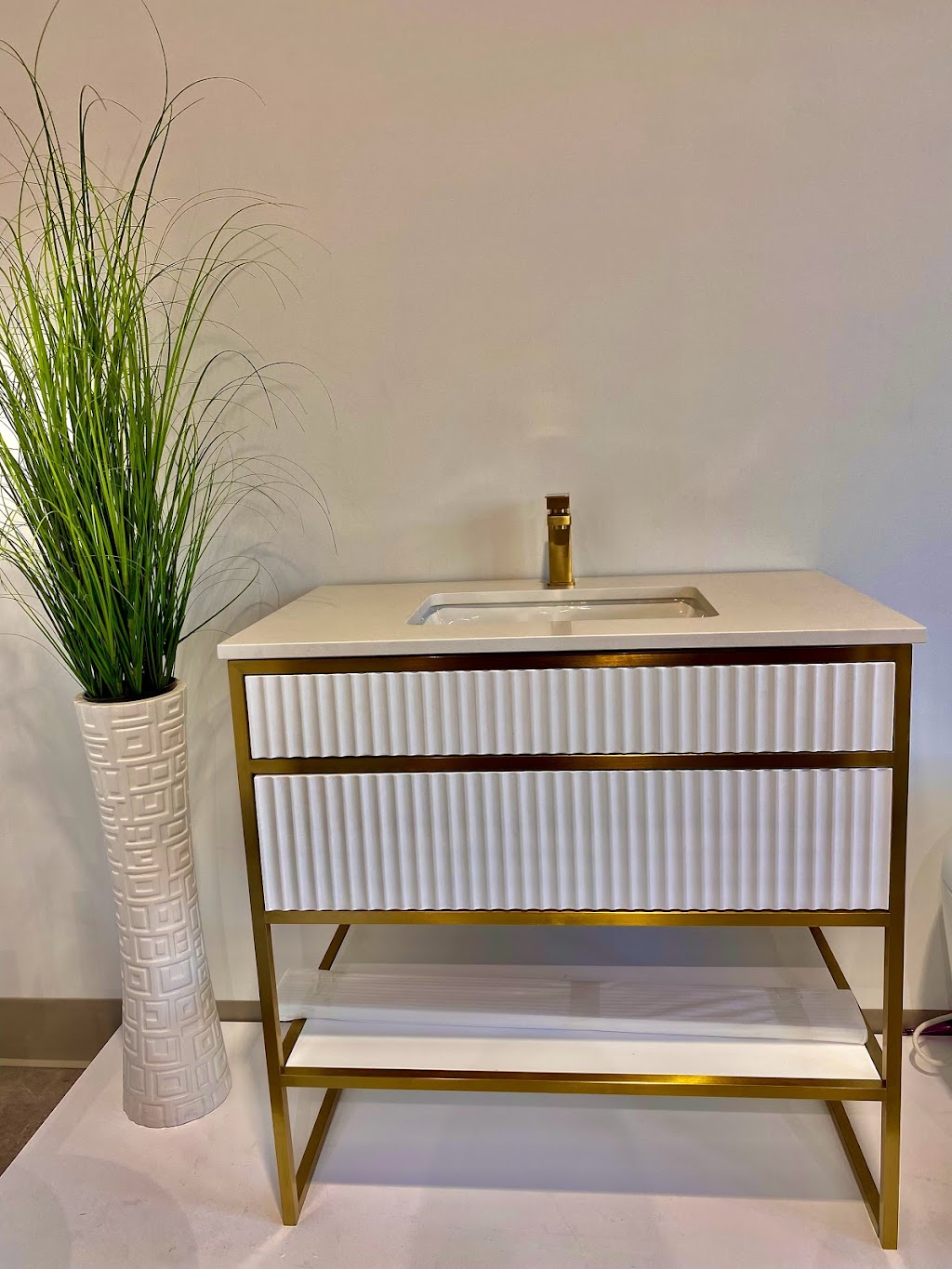 Elite Kitchen and Bathroom Fixtures | 4884 Dufferin St Unit 3, North York, ON M3H 5T4, Canada | Phone: (416) 663-7888