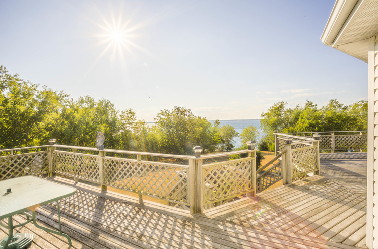 MacNeil Blue Island | 2550 Front Rd, Stella, ON K0H 2S0, Canada | Phone: (613) 438-2233