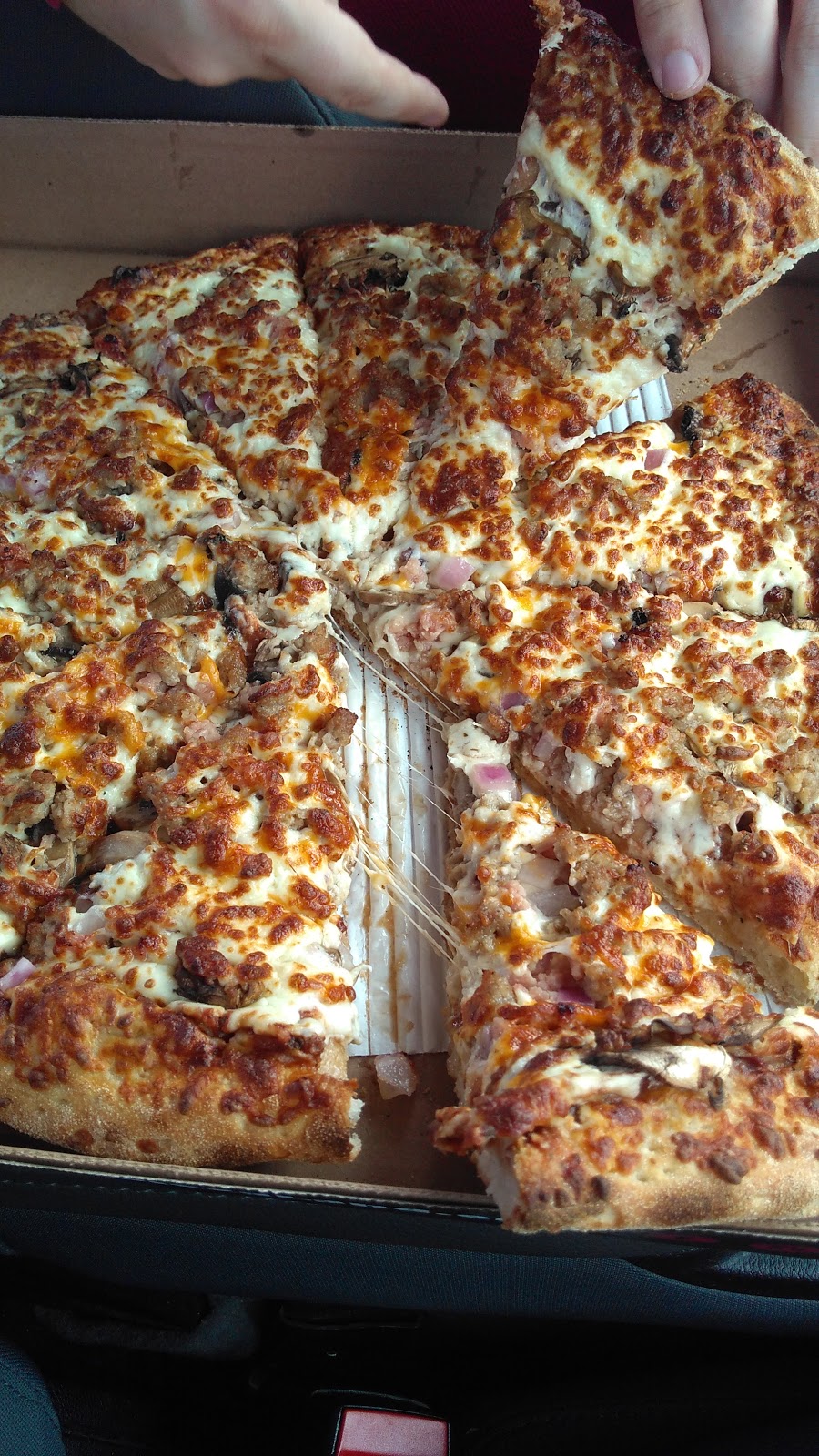 Papas Pizza Land | 361 King Ave E, Newcastle, ON L1B 1H7, Canada | Phone: (905) 987-5115