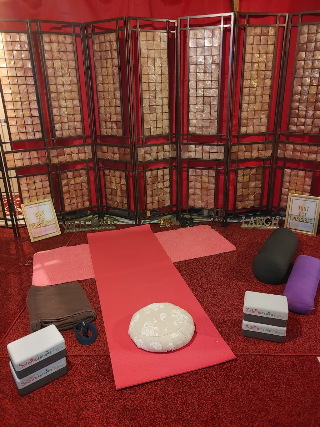 Solaire Lunaire Yoga | 85 Hewitt Circle, Spruce Grove, AB T7X 0P2, Canada | Phone: (780) 271-7711