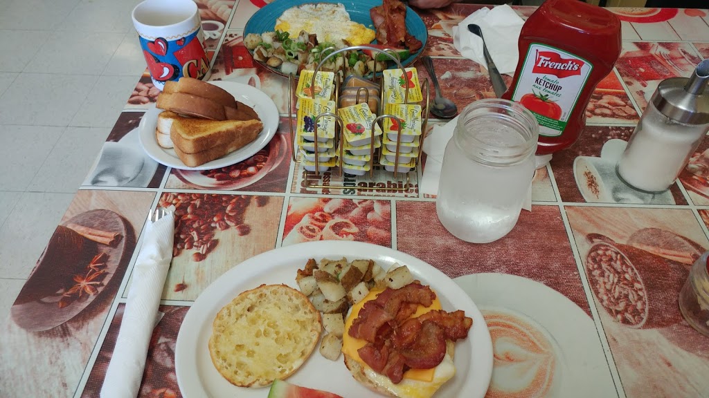 Sidekicks Cafe | 155 Toronto St N, Markdale, ON N0C 1H0, Canada | Phone: (519) 986-4643