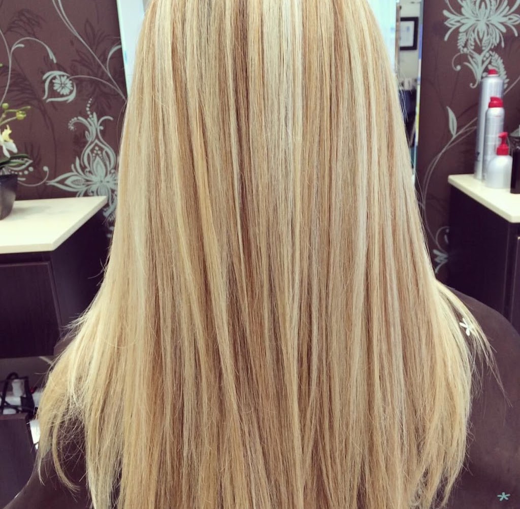 Zeeba Salon & Spa | 14961 Yonge St, Aurora, ON L4G 1M5, Canada | Phone: (905) 727-8222