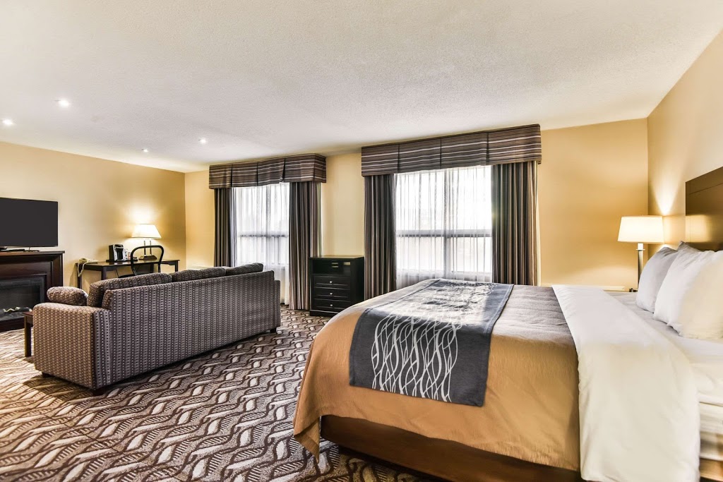 Comfort Inn & Suites Ambassador Bridge | 2330 Huron Church Rd, Windsor, ON N9E 3S6, Canada | Phone: (519) 972-1100