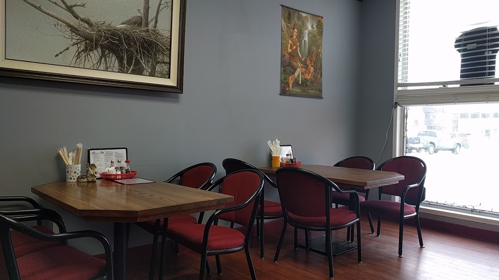 Phalikas Thai Food | 5 Superior St, Devon, AB T9G 1E9, Canada | Phone: (780) 919-0018