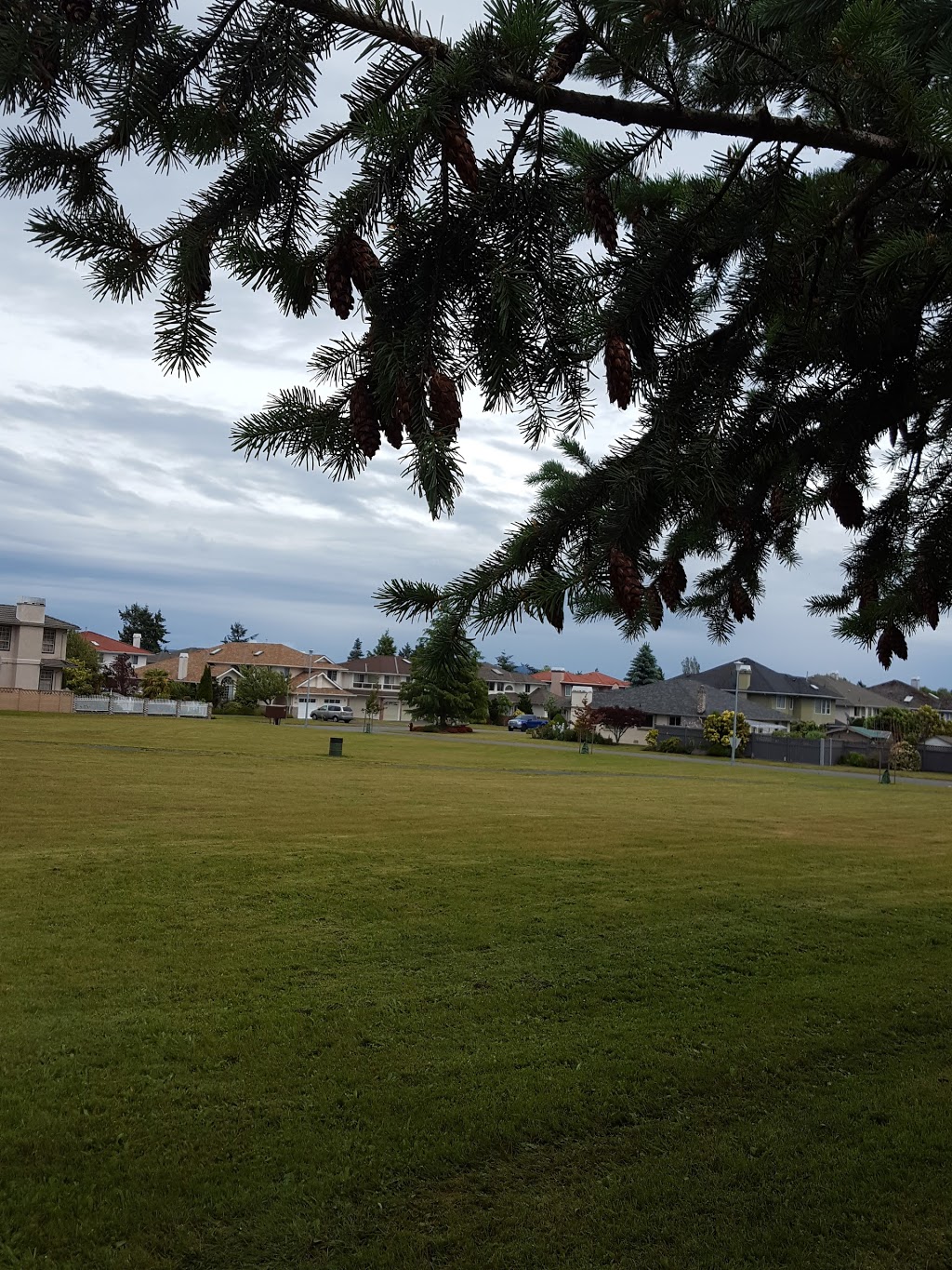 King Alfred Park | 4408-, 4410 King Alfred Ct, Victoria, BC V8N 6E4, Canada