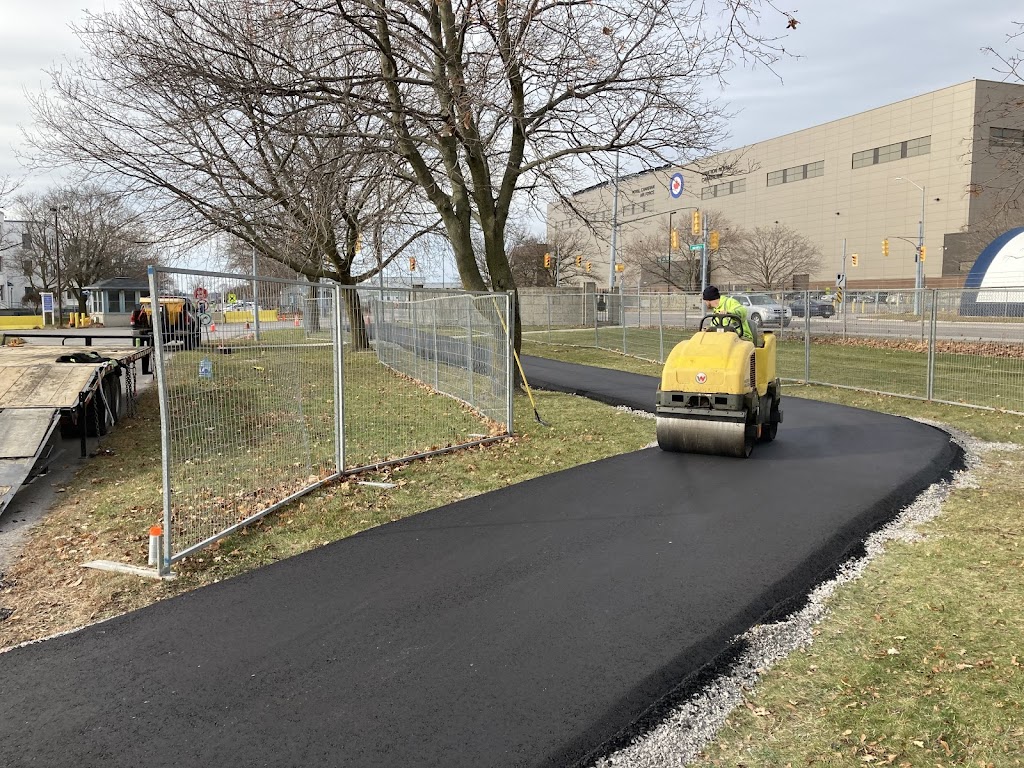 Asphalt Paving Pros | 1 Frankford Crescent #40, Trenton, ON K8V 4L2, Canada | Phone: (613) 968-0212